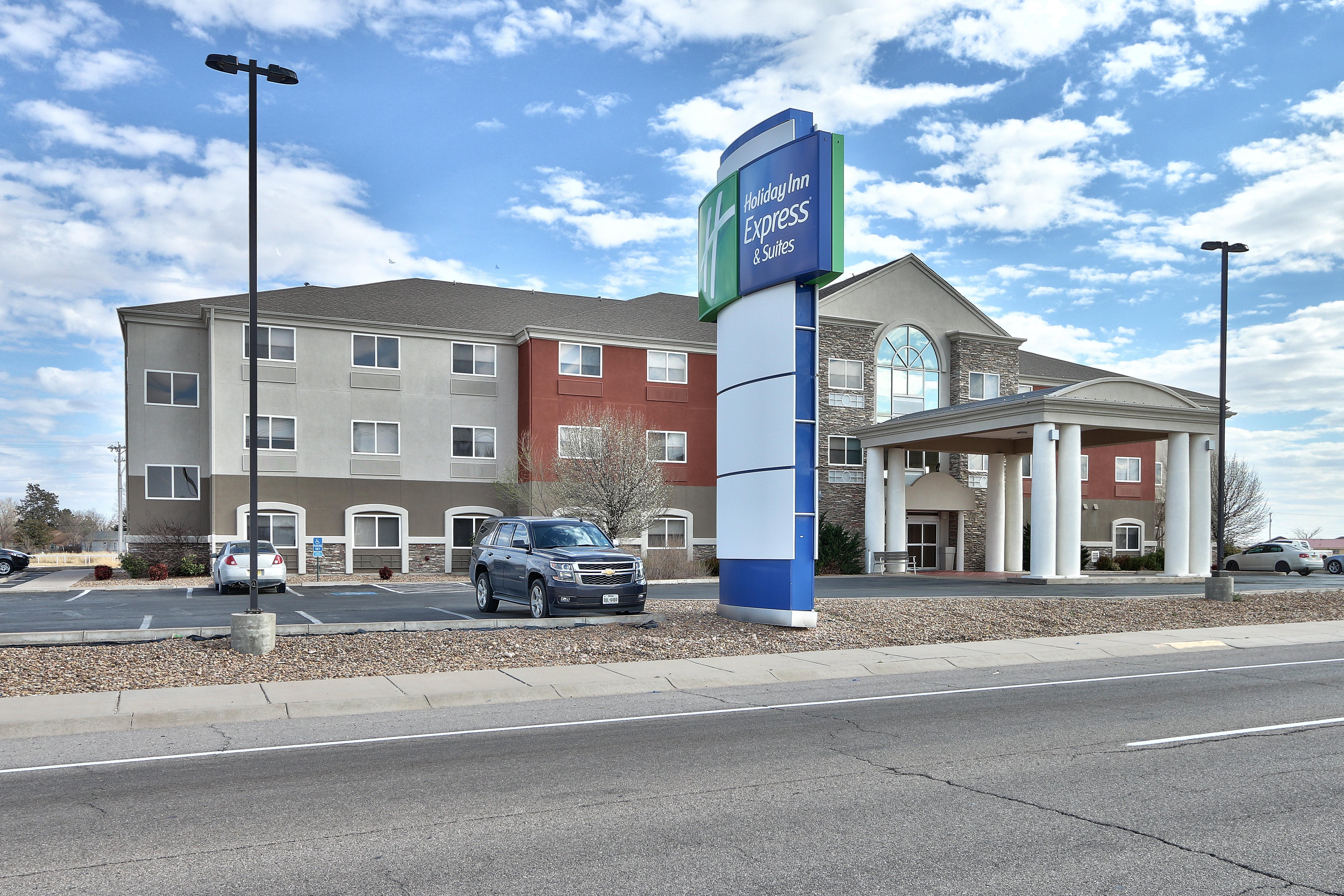Holiday Inn Express & Suites Portales By Ihg Exterior foto