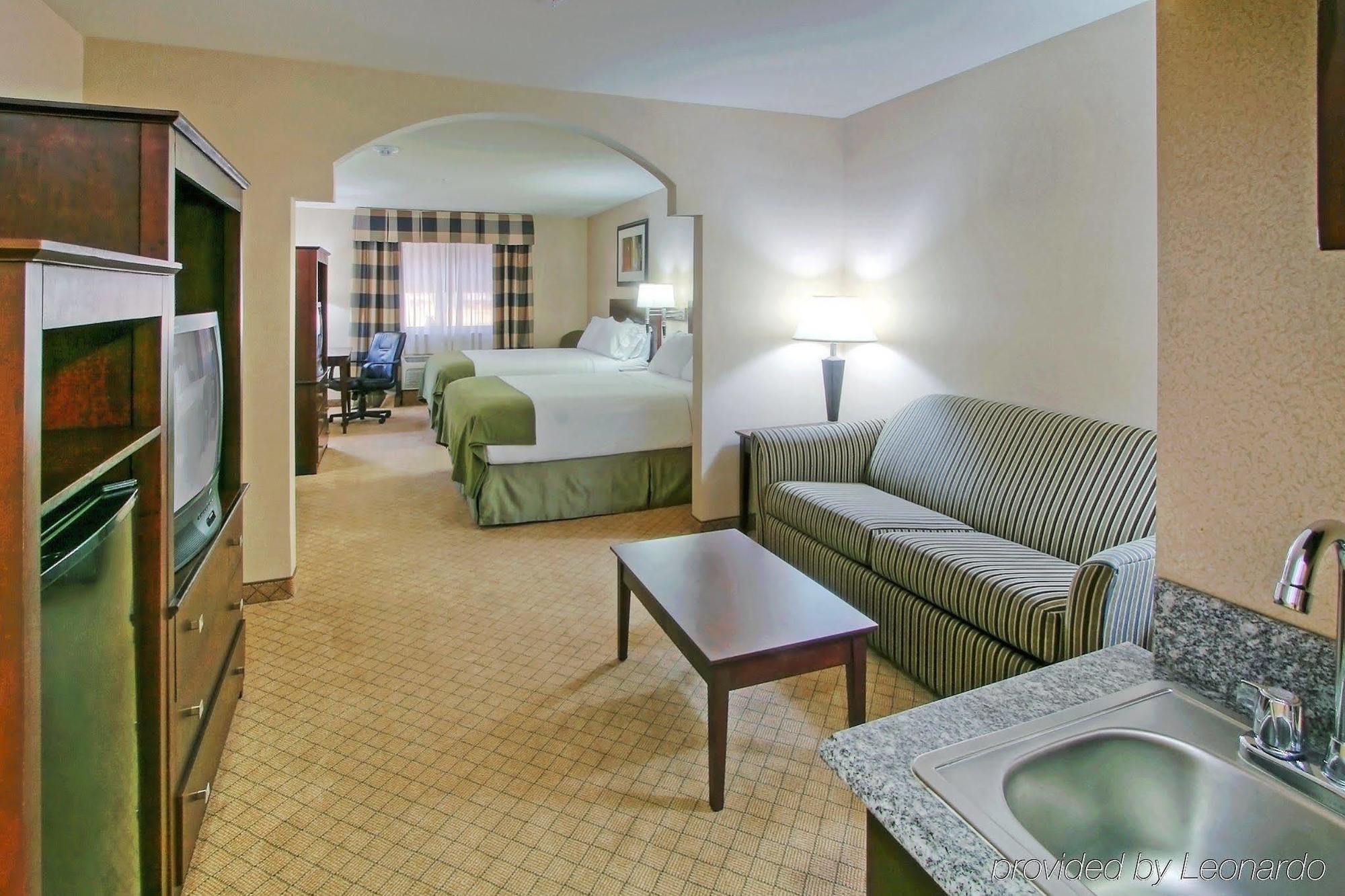 Holiday Inn Express & Suites Portales By Ihg Zimmer foto